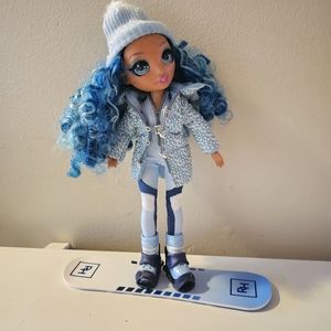 Rainbow High Winter Break Skyler Bradshaw Doll